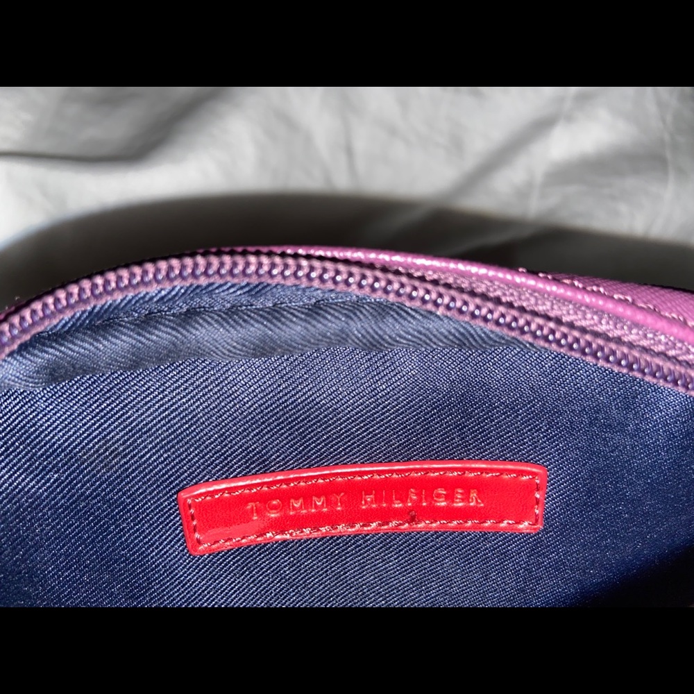 Tommy Hilfiger crossbody